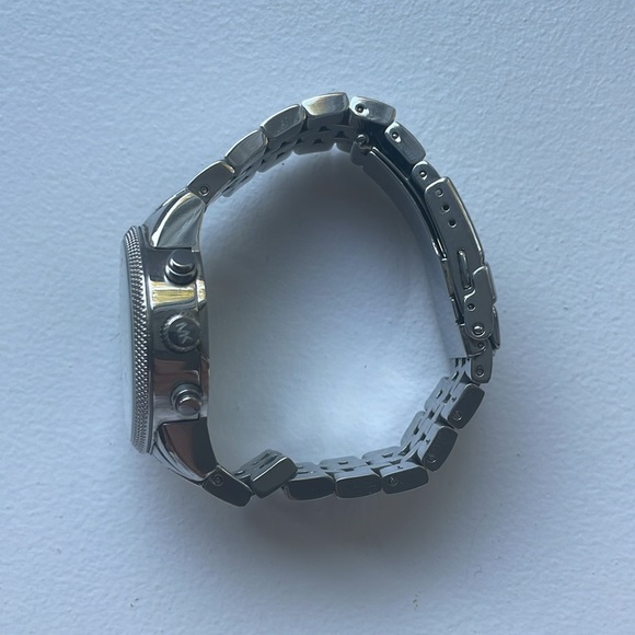 Michael Kors women's silver watch - Picture 4 of 5